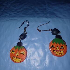 Vintage Avon Halloween earnings